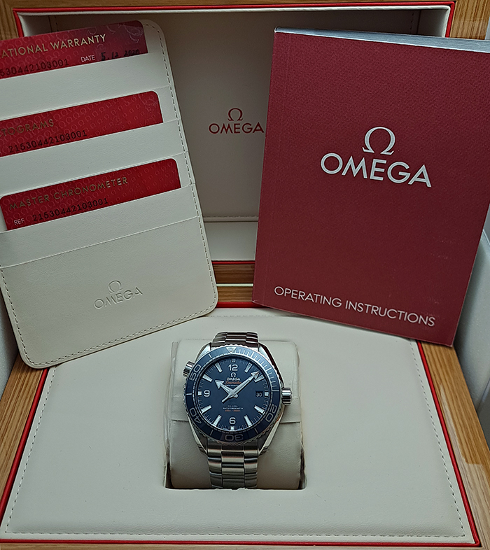 BLUE Omega Seamaster Planet Ocean Co-Axial Wristwatch Ref. 215.30.44.21.03.001